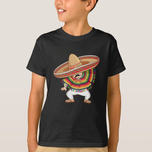 メキシコの少年ダビングポンチョ・チンコ・デ・マヨ Tシャツ (正面)