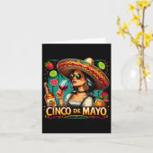 メキシコ人移民シンコ・デ・マヨの女性面白いシンコ・デ・マヨ カード (黄色い花)