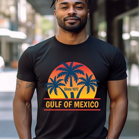 メキシコ湾の熱帯性ヤシの木の夕日 Tシャツ