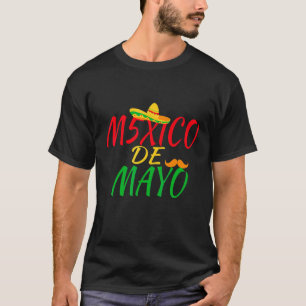 メキシコ5 De Mayo Taco Sombrero Mustache Le Tシャツ