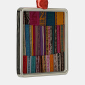 メキシコ、オアハカ州、オアハカ州、ベルトを織り込み メタルオーナメント (右)