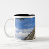 メキシコ、キンタナ·ルー、カンクン近く、チケン5 ツートーンマグカップ (左)