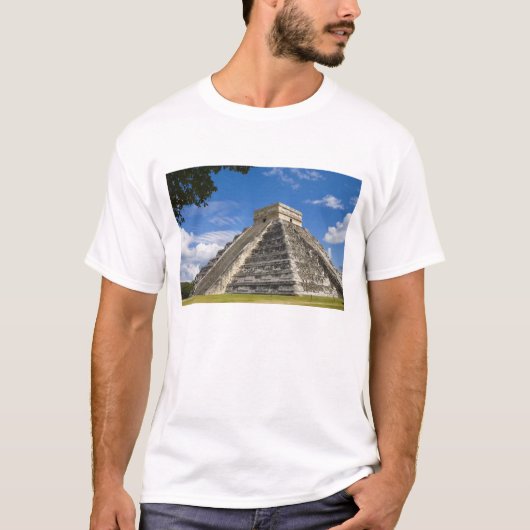 メキシコ、キンタナ・ロー州、カンクン近郊、チチェン５ Tシャツ (正面)