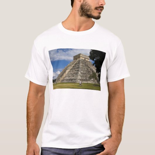 メキシコ、キンタナ・ロー、カンクン近郊、チチェン6 Tシャツ (正面)