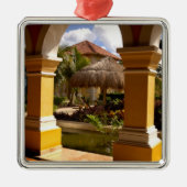 メキシコ、マヤ·リビエラ、イベロスターの建築 メタルオーナメント (正面)