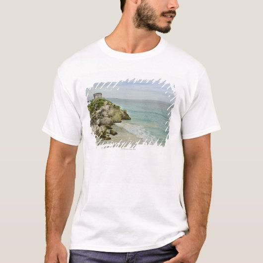 メキシコ、Tulumのビーチの古代台なし Tシャツ (正面)