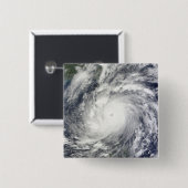 メギ台風 缶バッジ (正面&裏面)