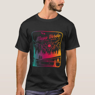 メサヴェルデ国立公園コロラドギフトサミナリーC Tシャツ