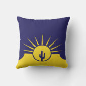 メサ国旗（アリゾナ、米国） クッション (裏面)