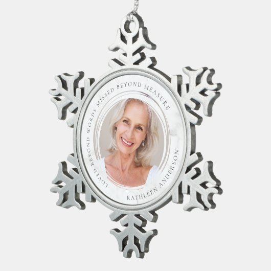 メジャー写真を超え恋しく思た言葉を超えて愛される スノーフレークピューターオーナメント (右)