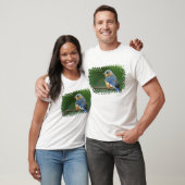 メスのアメリカルリビタキ Sialia sialis Tシャツ (ユニセックス)