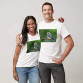 メスのアメリカルリビタキ Sialia sialis Tシャツ (ユニセックス)