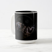 メス·トラ·ムグ ツートーンマグカップ (正面左)