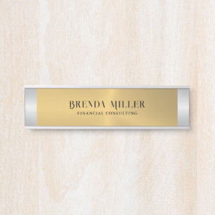 メタリックな金ゴールド背景の銀色の画像 サインプレート