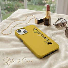 メタリックゴールドにオリジナルの名前をデザイン Case-Mate iPhone 14ケース