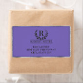 メタリックパープルとシルバーのロゴと背景の追加 ラベル (インサイチュ)