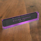 メタリックパープルクラスのエグゼクティブビジネスギフト デスクネームプレート (側面)