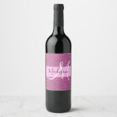 メタリックピンクのハニカムモノグラム名 Fuchsia ワインラベル (正面)