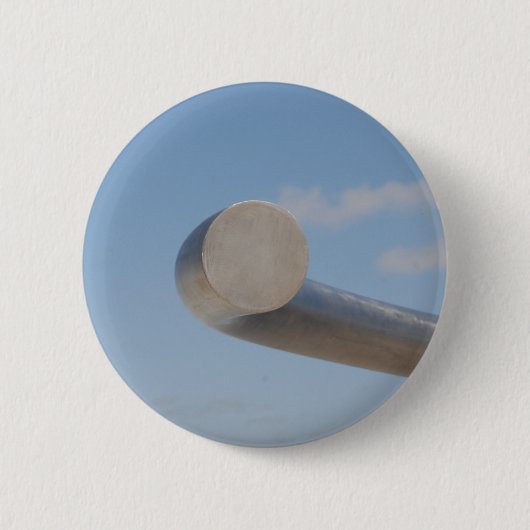 メタリックブルーの空 缶バッジ (正面)