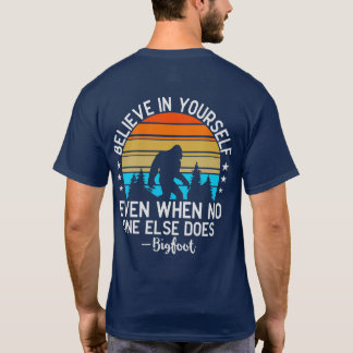 メッセーおもしろいジパーソナライズされたビッグ足Tシャツ Tシャツ