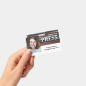 メディアプレス社員スタッフ写真付きIDカード 名前入り バッジ (手持ち)