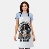 メディカルアシスタント・ハロウィン・魔女・ビンテージ調・彫刻 エプロン (着用した状態)