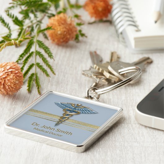 メディカルライトブルーフェイクカドゥセウス金ストライプ箔 キーホルダー (側面)