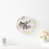 メドウブリーズIII | Good Vibes ラウンド壁時計 (ホーム)