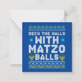 メノラとクリスマスツリーが一緒に飾られた、ハヌカとクリスマスの合同祝祭日、クリシュムカハッピー！ ノートカード (裏面)