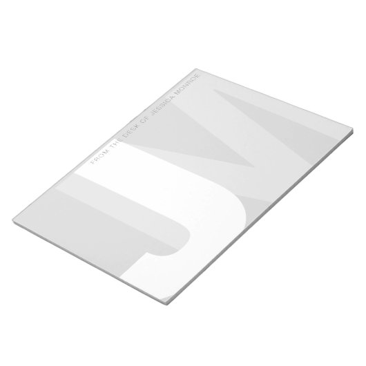 メモモダン帳のデスクからのイニシャル ノートパッド (アングル)