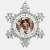 メモリアルは消えた忘れがシックな写真でエレガントはない スノーフレークピューターオーナメント (正面)