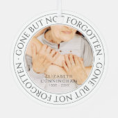 メモリアルクラシック引用文エレガントシック写真記念 メタルオーナメント (裏面)