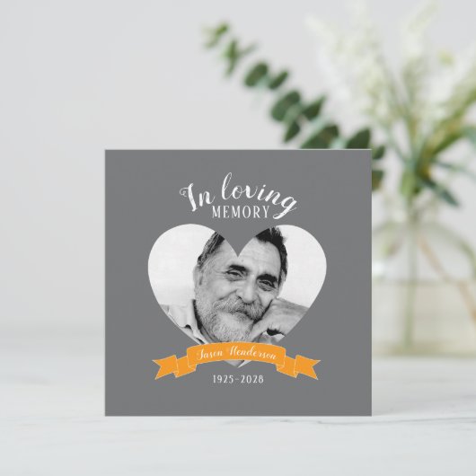 メモリアルサービス写真ハートオレンジ色のリボン招待状 招待状 (スタンド正面)