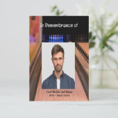 メモリアルサービス招待状ボーリングレーンボウリングをする人、 クリケットの投手 招待状 (スタンド正面)