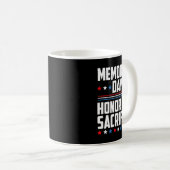 メモリアルデイ 犠牲に敬意を コーヒーマグカップ (正面右)