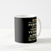 メモリアルデーギフト退役軍人デイベトナム退役軍人 コーヒーマグカップ (正面右)