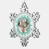 メモリアルフォトクリスマスケルト結び目模様ティール（緑がかった色） スノーフレークピューターオーナメント (右)