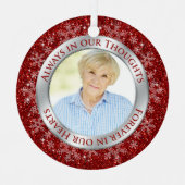 メモリアルフォトレッド常に私たちの思考クリスマス メタルオーナメント (正面)