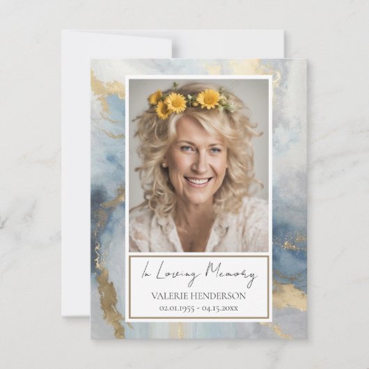 メモリアルブルーと金ゴールド写真葬儀記念インヴィ 招待状 (正面)