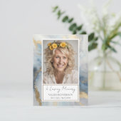 メモリアルブルーと金ゴールド写真葬儀記念インヴィ 招待状 (スタンド正面)