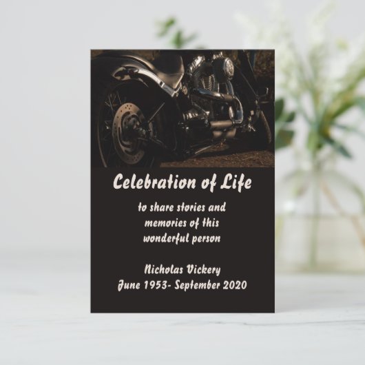 メモリアル招待状人二輪車バイクもしくは自転車に乗る人 招待状 (スタンド正面)