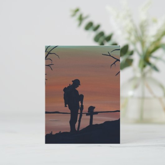 メモリアル、退役軍人の日、シルエットソリダーで無料 ポストカード (スタンド正面)