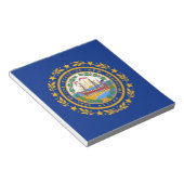 メモ帳とニューハンプシャー州旗州 ノートパッド (アングル)