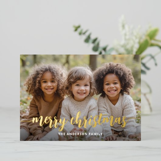 メリクリスマス ゴールドの手書き文字のフルフォトカード 箔シーズンカード (立ち正面)