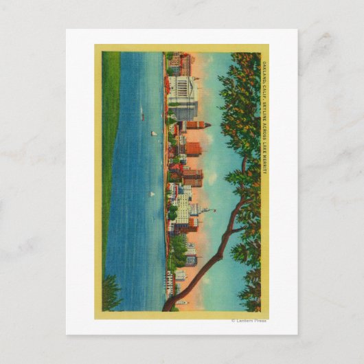 メリット湖を横切るオークランドのスカイライン ポストカード (正面)