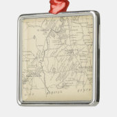 メリマック社サリスベリー メタルオーナメント (左)