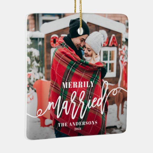 メリリ結婚したー |新婚夫婦のクリスマス写真 セラミックオーナメント (右)