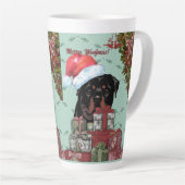 メリーお!ロットワイラーサンタハットクリスマスギフト カフェラテマグ (右アングル)