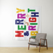 メリーでブライトな松の木のトナカイと雪だるま タペストリー (インサイチュ)