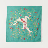 メリーな休日のティール（緑がかった色）のトナカイ タペストリー (正面)